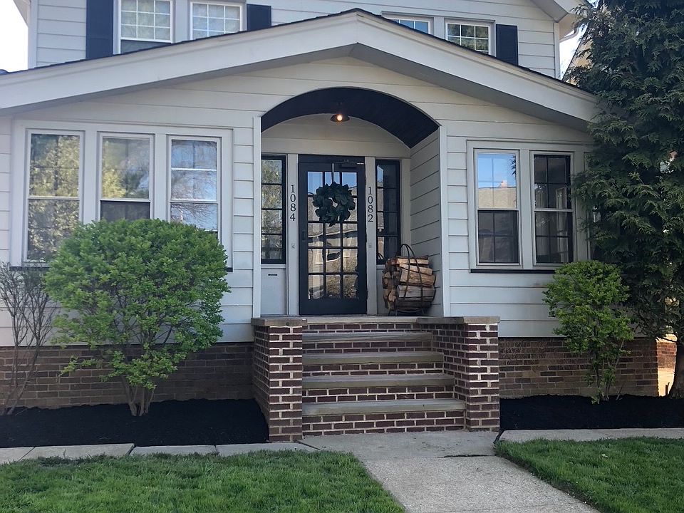 1st image of 1084 Cliffdale Ave