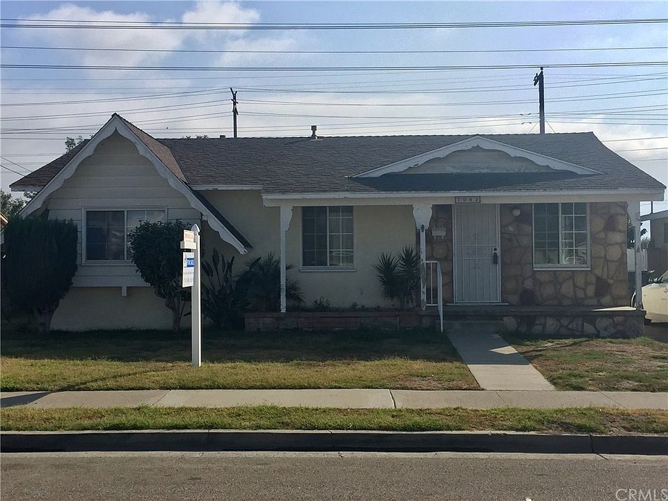 1st image of 7082 El Viento Way