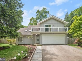 14 Bannister Ct, Gaithersburg, MD 20879
