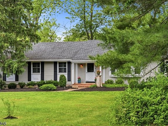 3rd image of 2068 MILLSTONE RIVER ROAD
