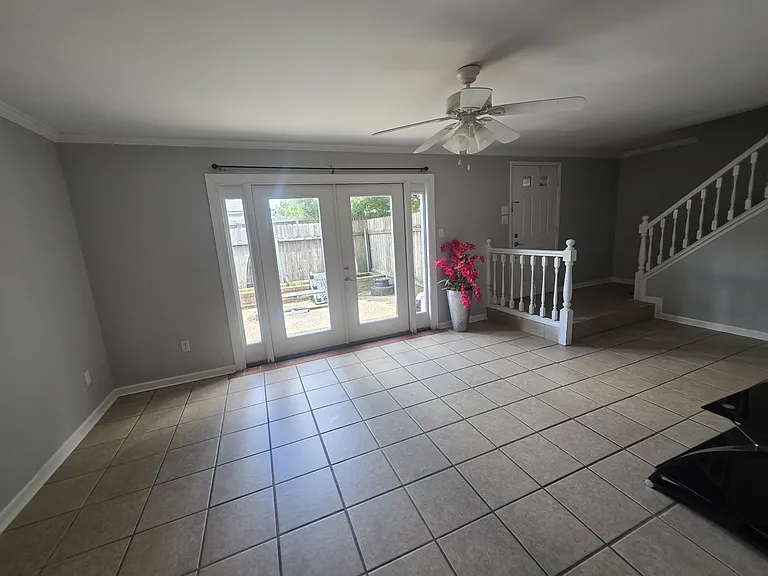 200 Lodge Dr #802 — Photo 2