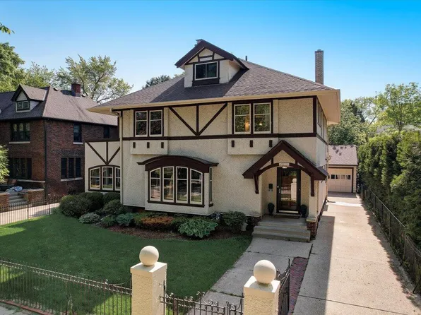 4071 North Richland COURT, Shorewood, WI 53211