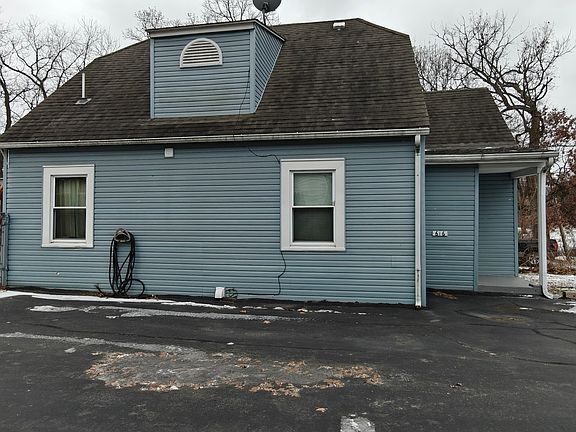 3rd image of 616 Daisyfield Rd