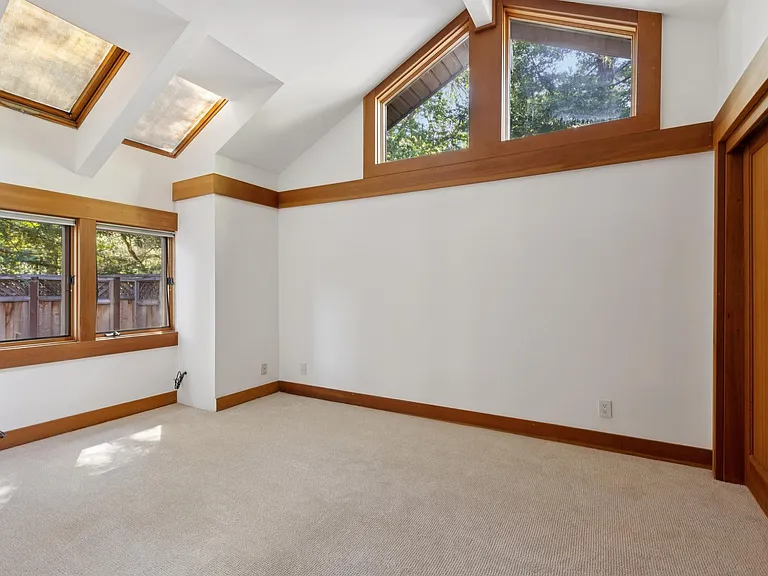 3340 Woodside Rd — Photo 13