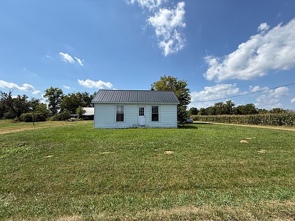 4th image of 10401 Bennington Pike