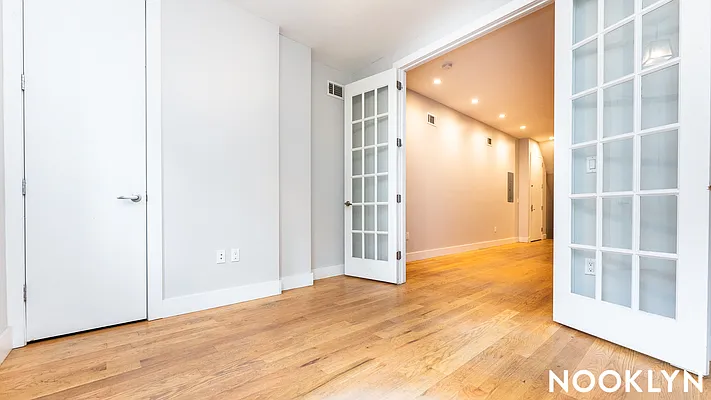Rented by Nooklyn NYC LLC | media 35
