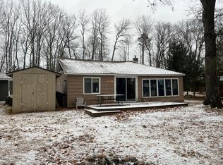 N10832 Circle Dr, Elcho, WI 54428