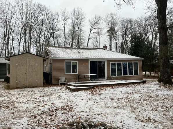 N10832 Circle Dr, Elcho, WI 54428