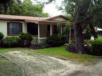 1st image of 810 Irene Dr