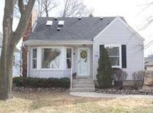 1080 Adelmann Ave, Brookfield, WI 53045