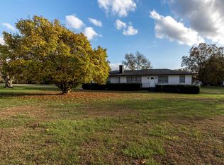 105 Lakeview Rd, Chesnee, SC 29323