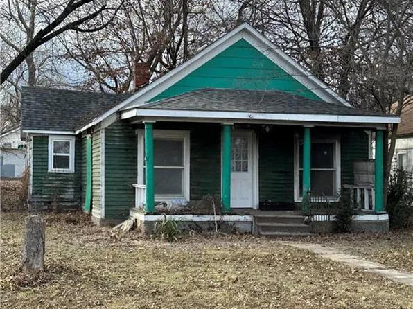 321 N Florida Ave, Columbus, KS 66725