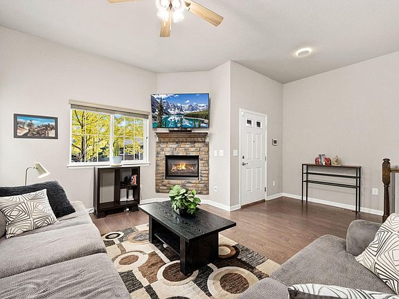 2nd image of 552 Newton Dr