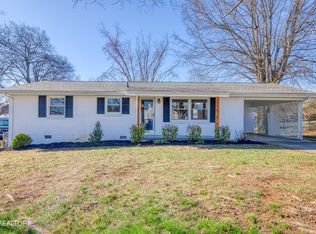 3944 Deerfield Rd, Knoxville, TN 37921