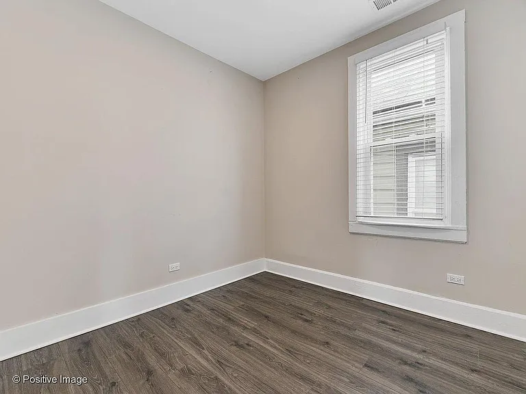 1719 N Kimball Ave #1R — Photo 7