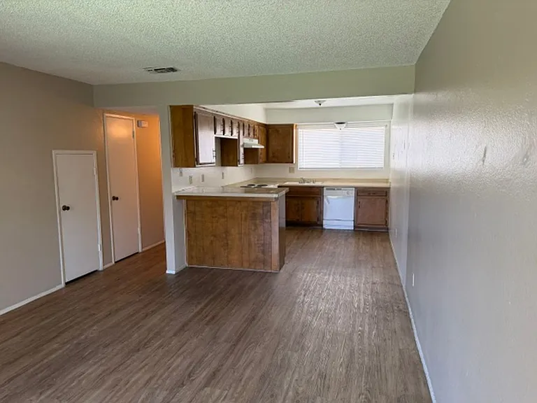 2419 Westholme Blvd — Photo 9