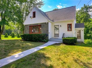 63 Sears St, Middletown, CT 06457