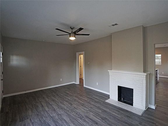 5th image of 326 W Louisiana Ave