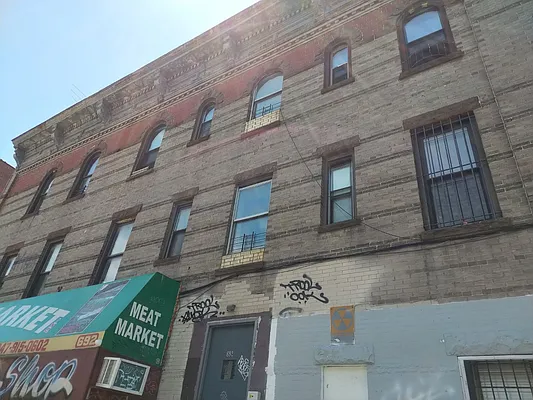 Rented by EXR | media 14