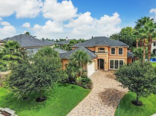 2131 Thicket Ridge Ln, Houston, TX 77077