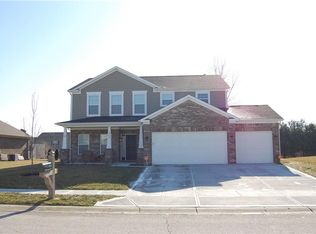 6635 Fieldstream Dr, Avon, IN 46123