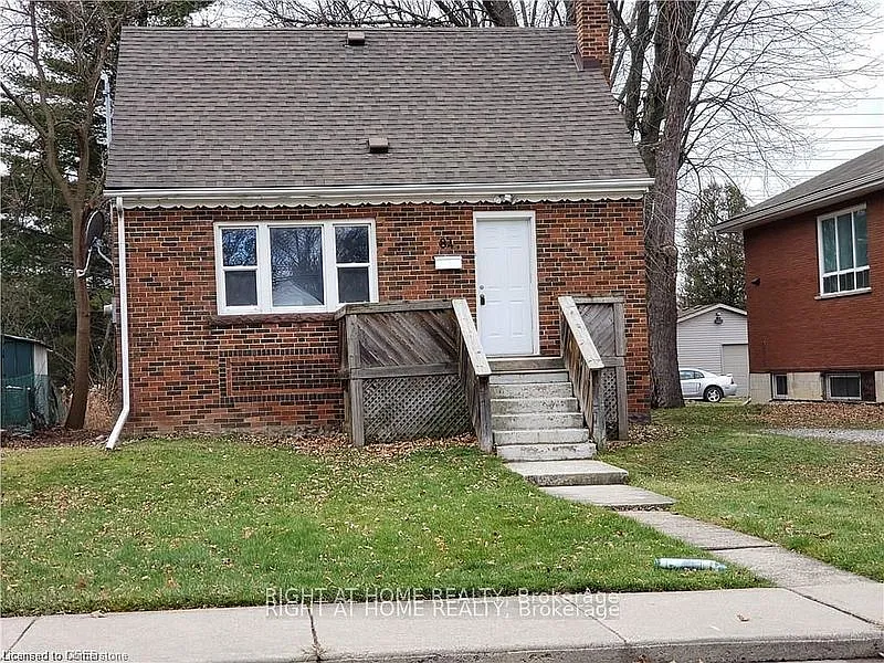 84 Ewen Rd
