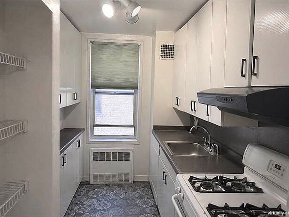 4th image of 2035 E 7th St APT 3J