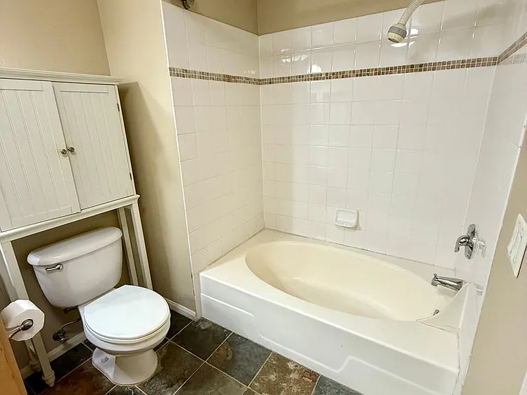 2400 5th Ave #219 — Photo 23