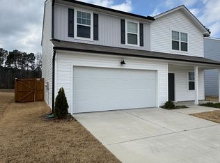 1613 Heron Pond St, Raleigh, NC 27604