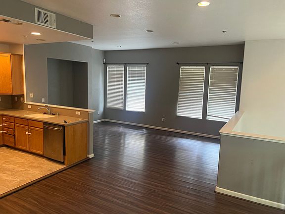5th image of 22808 Paseo Pl