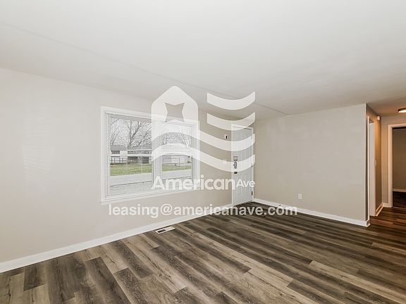 4-Living Room