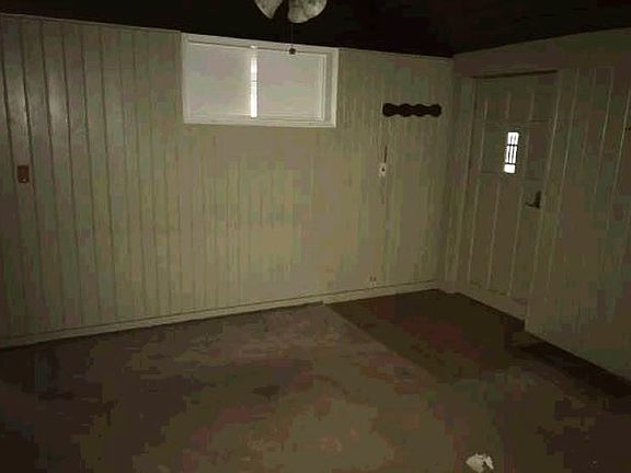 4th image of 89 Lakeside Dr