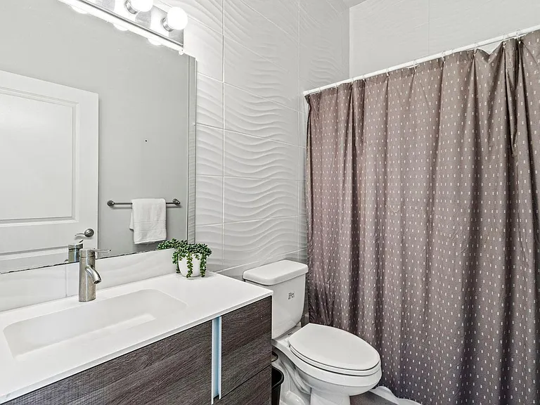 418 Fairmount Ave — Photo 29