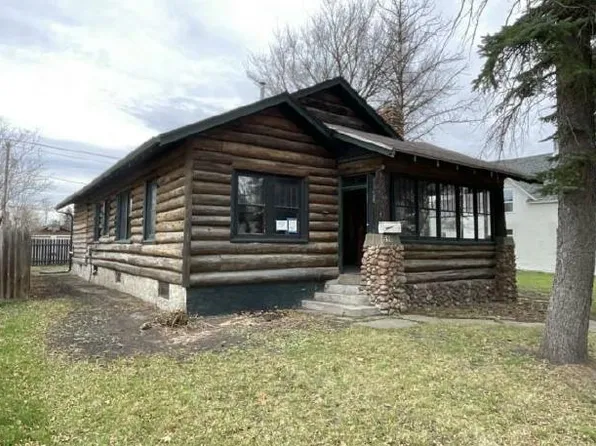 510 2nd St SW, Jamestown, ND 58401