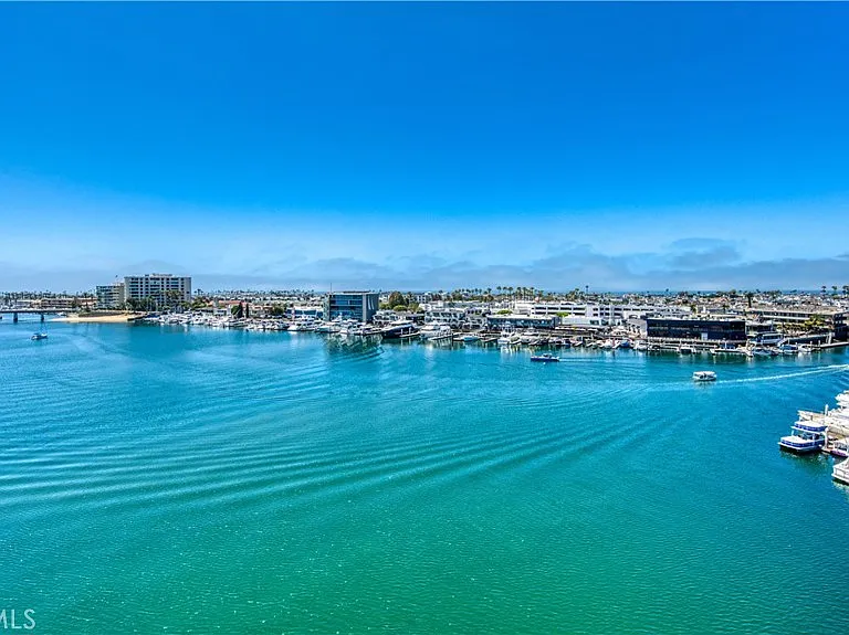 3121 W Coast Hwy #7AB — Photo 1