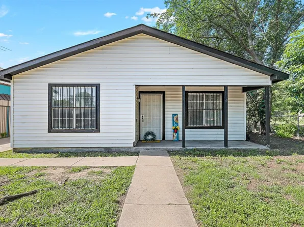 1016 E Tucker St, Fort Worth, TX 76104