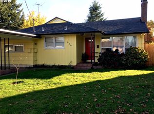 636 NW 13th St, McMinnville, OR 97128