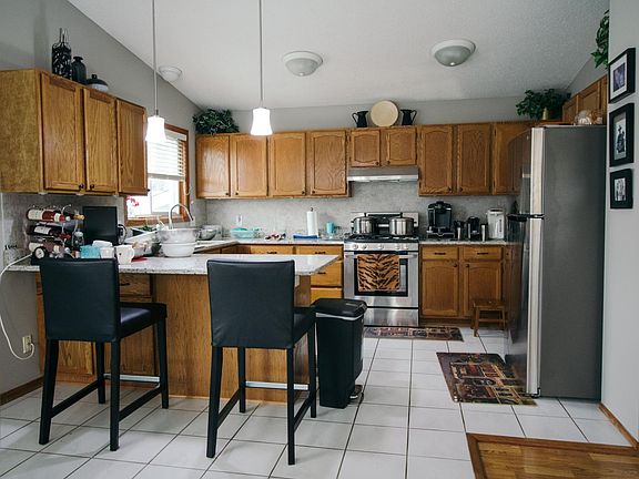 Kitchen - Bar stools not included