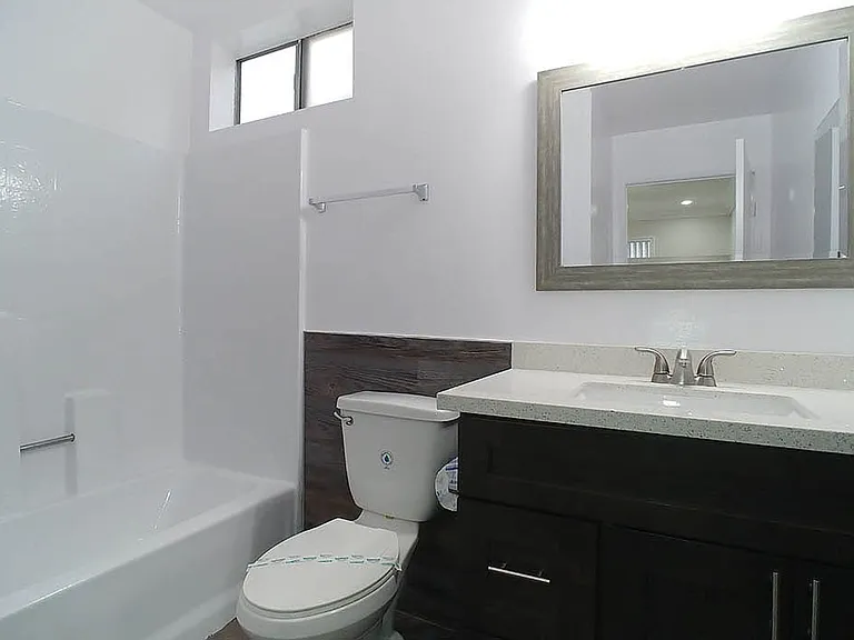 14242 Roscoe Blvd — Photo 60