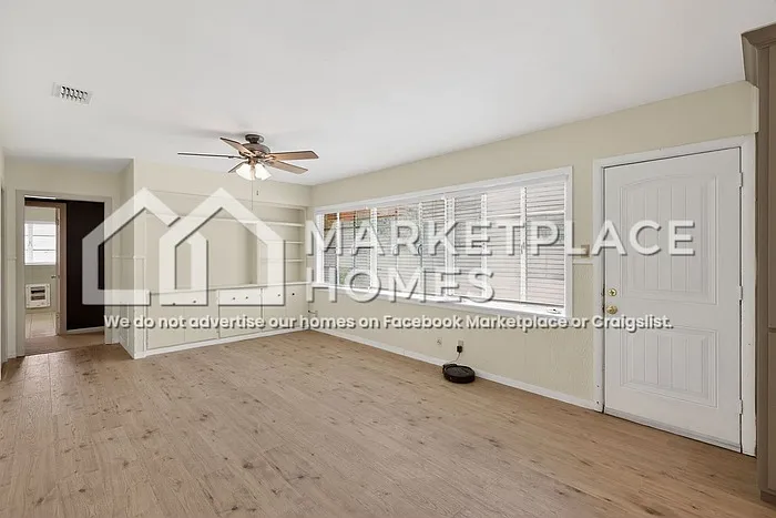 1209 Harvey St — Photo 10