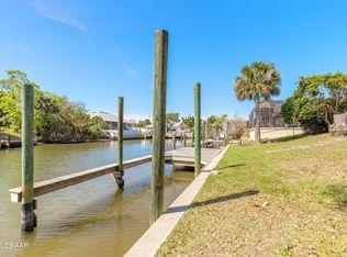 10 Cormorant Ct, Palm Coast, FL 32137