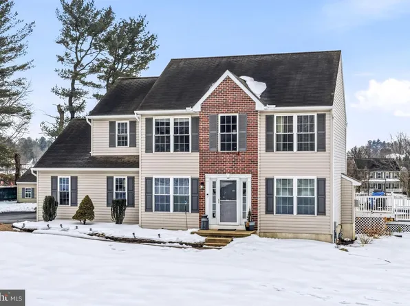 401 Ivy Dr, Oxford, PA 19363