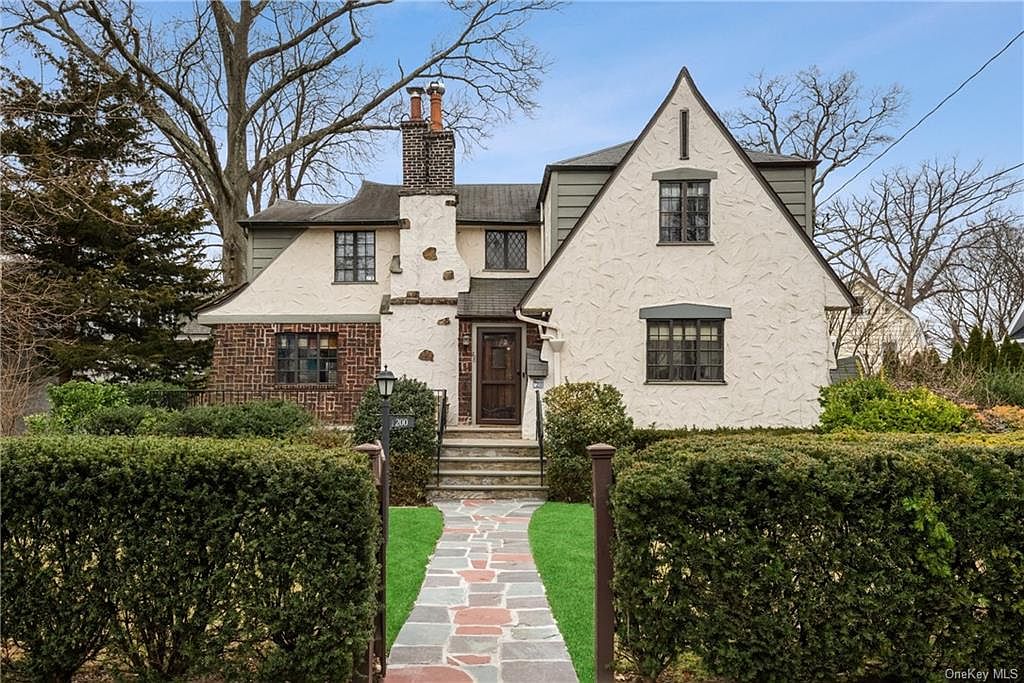 200 Larchmont Avenue, Larchmont, NY 10538 Zillow