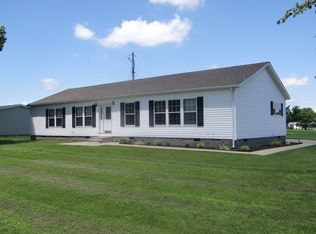 1424 E Webster St, Morganfield, KY 42437