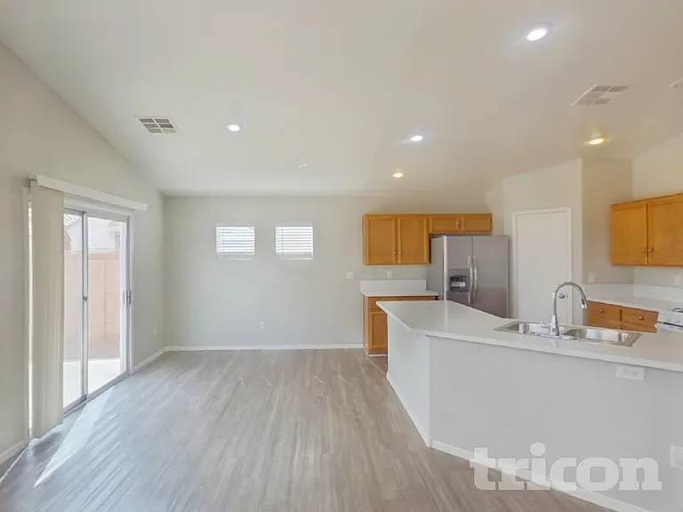 4119 W Delhi Ave — Photo 5