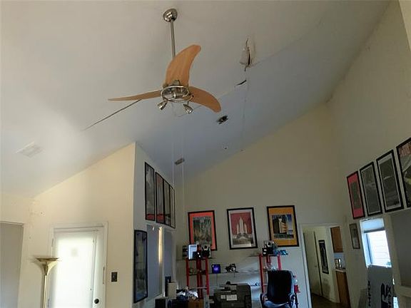 5th image of 2728 Pinery Ln