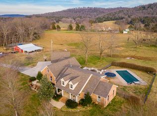 240 Hubert Officer Rd, Sparta, TN 38583