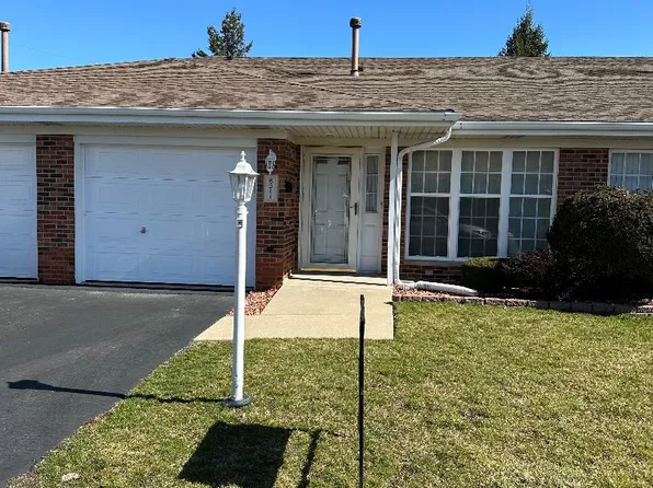 8511 Hill Top Ct #8511, Justice, IL 60458