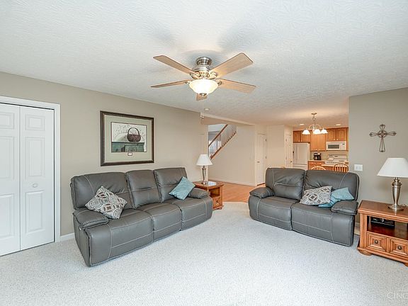 4th image of 1548 Deer Woods Dr