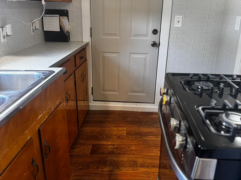 261 Oak Hill Rd #1 — Photo 12